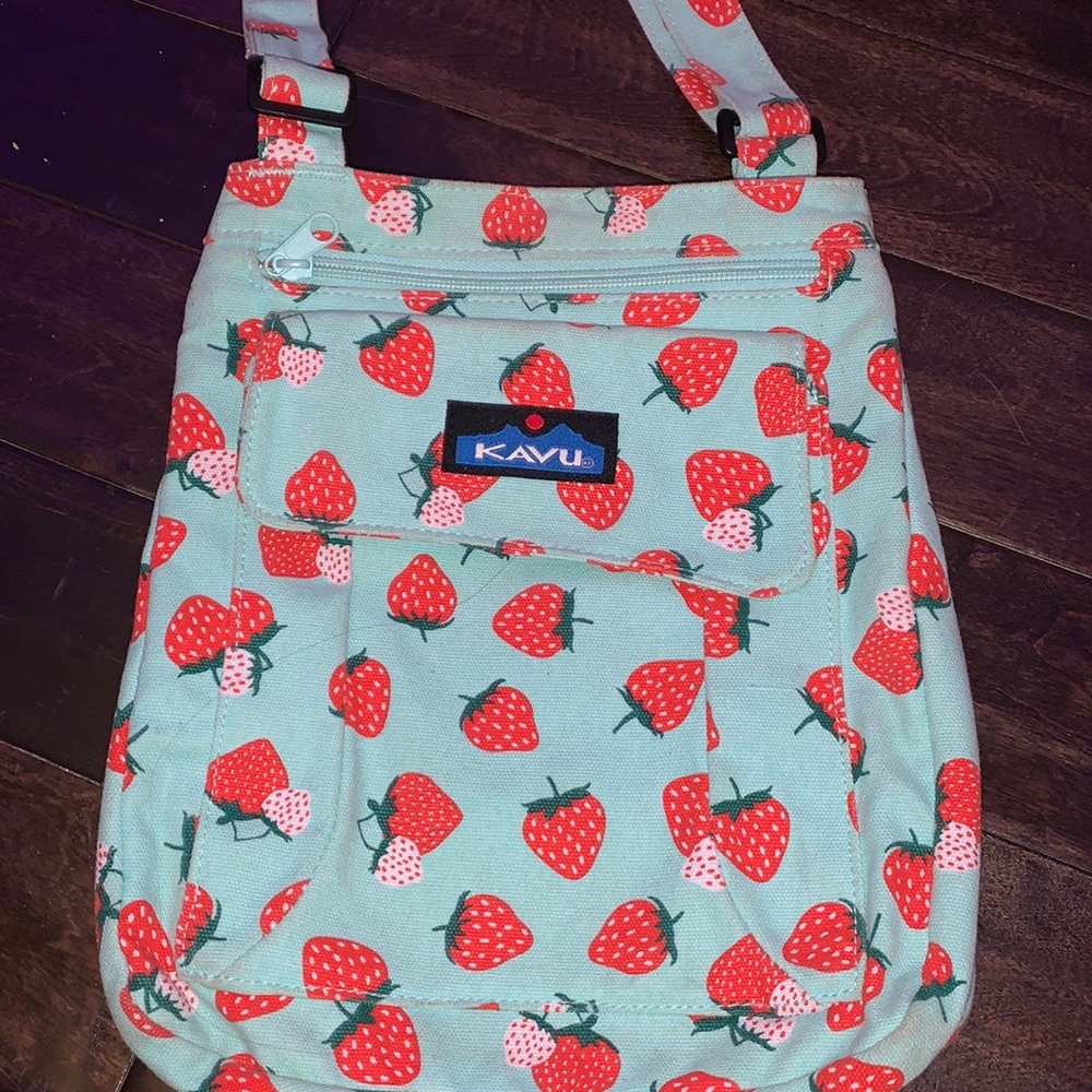 Kavu crossover purse